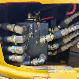 Buy Komatsu PC30 Used Excavator / 8 Buy Komatsu PC30 Used Excavator / 8