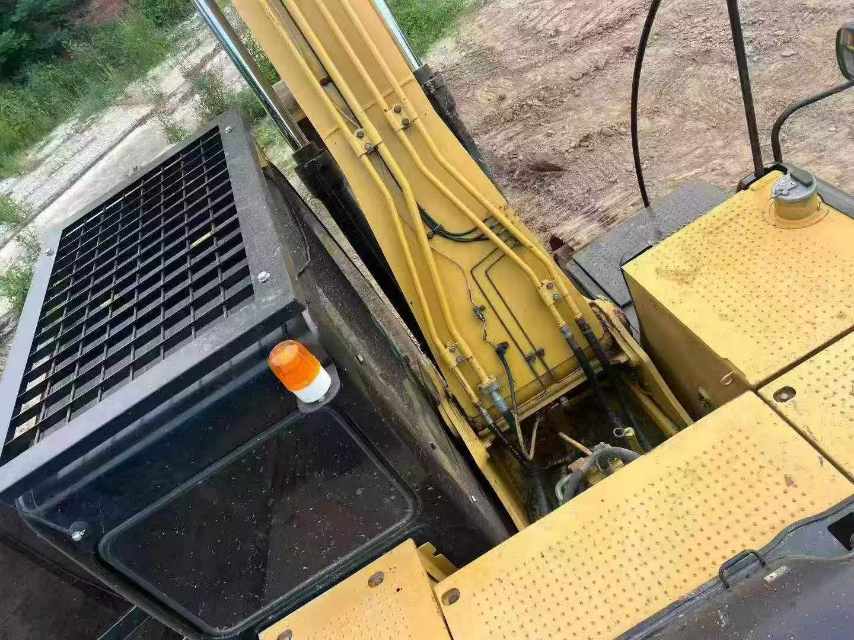 Buy Caterpillar 323D2L Used Excavator / 9