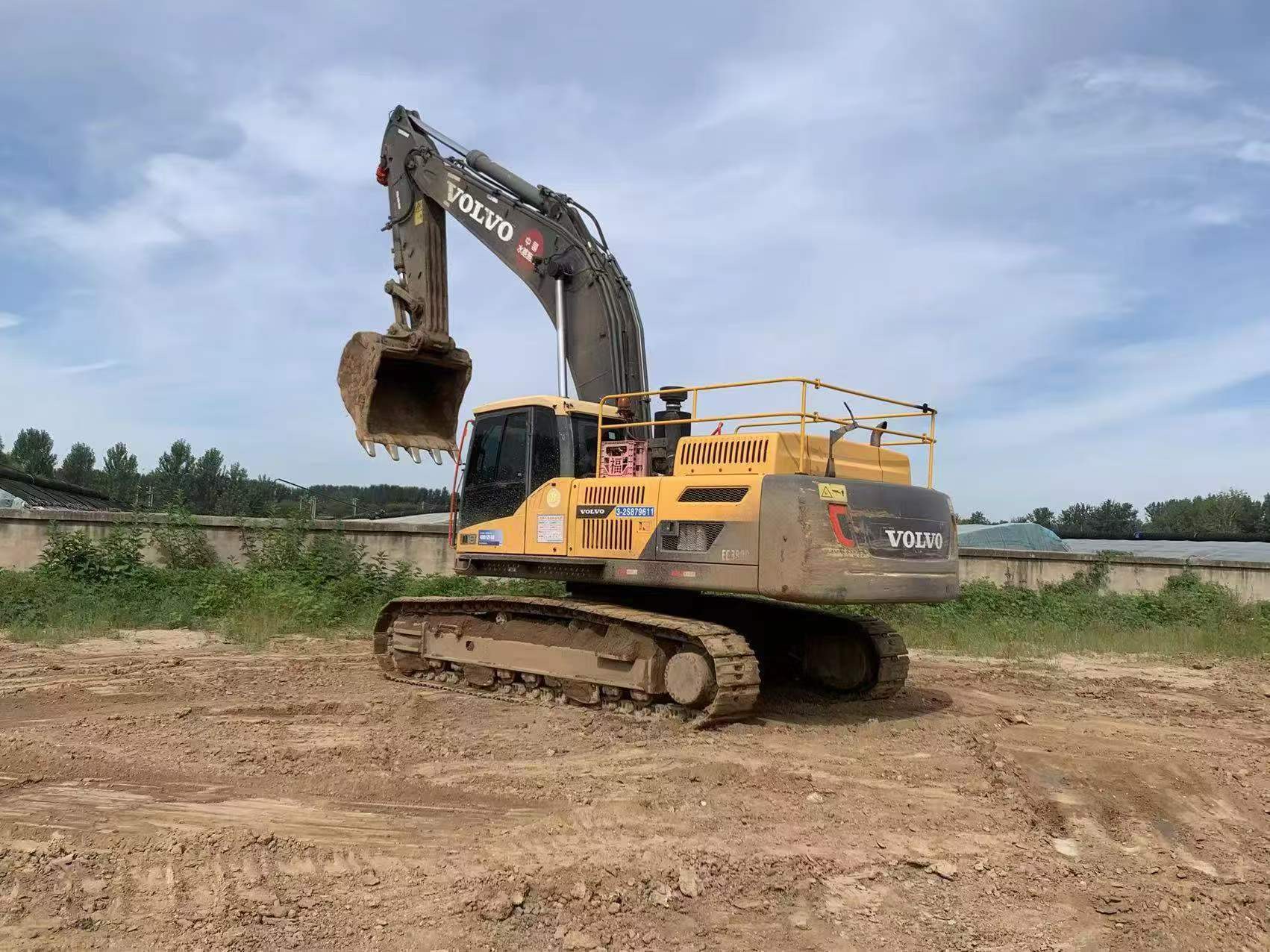 Buy Volvo EC380D Used Excavator / 2