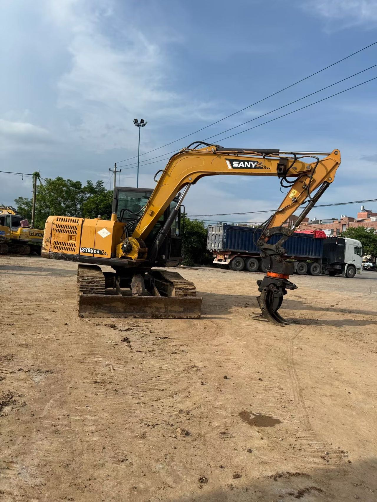 Buy Sany SY95C Used Excavator / 6