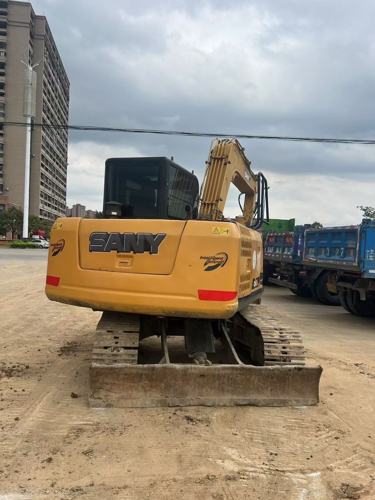 Buy Sany SY95C Used Excavator / 4