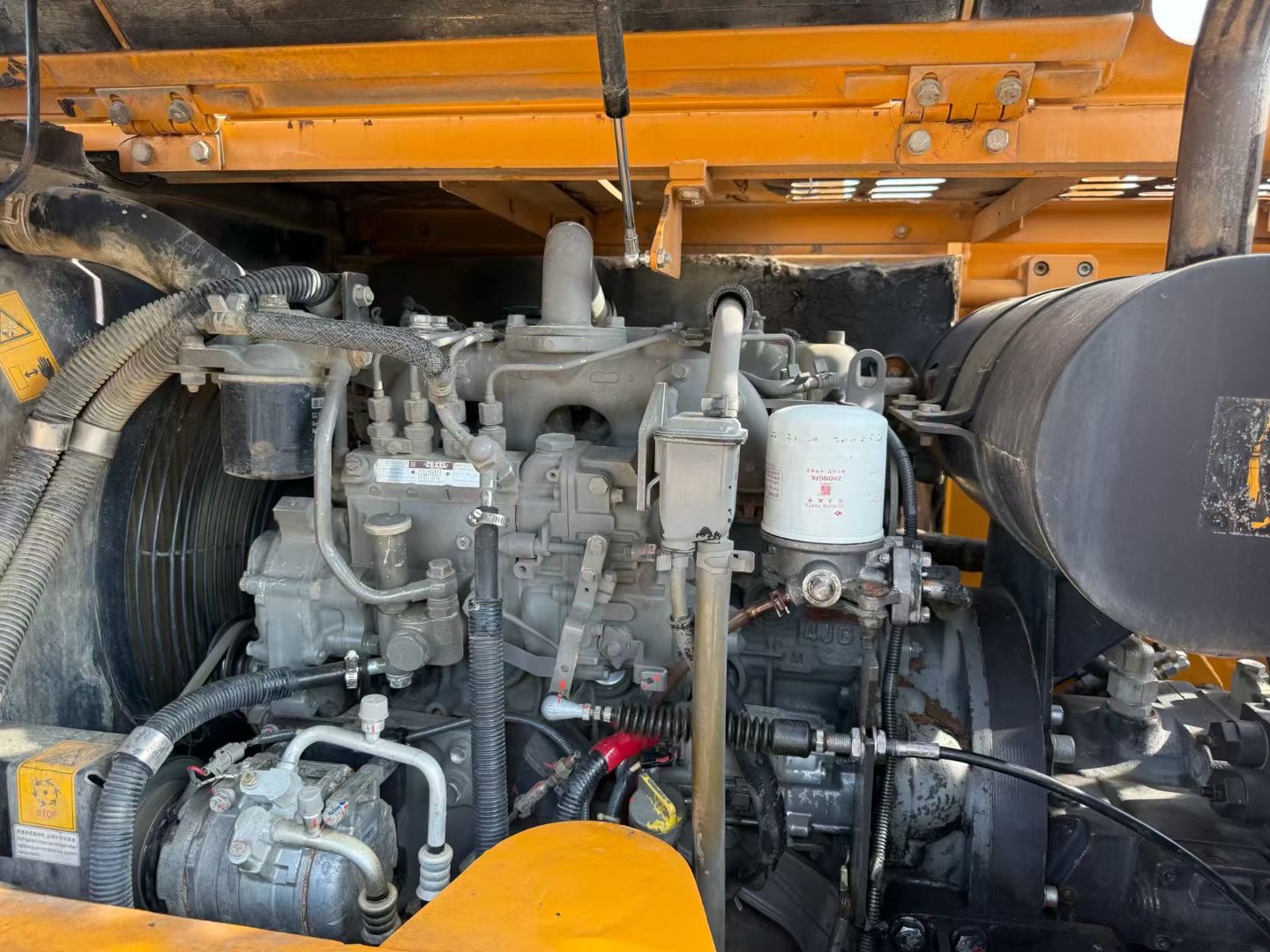Buy Sany SY95C Used Excavator / 9