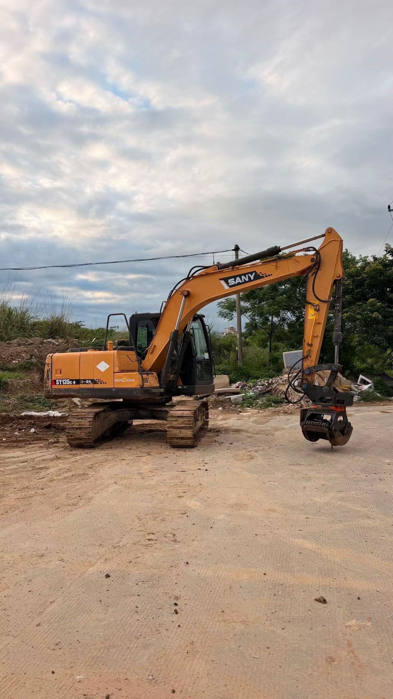 Buy Sany 115C-9 Used Excavator / 2