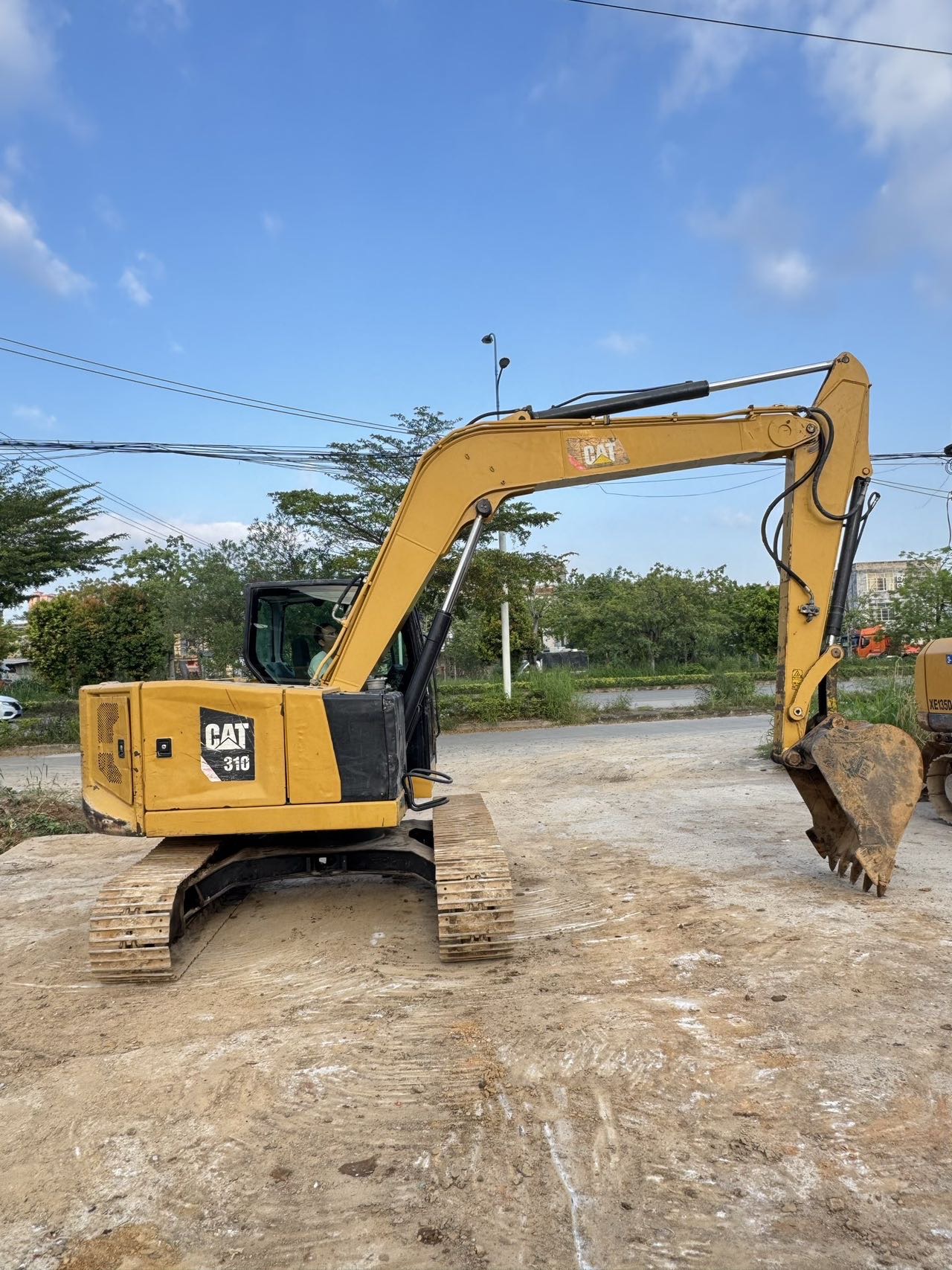 Buy Caterpillar 310 Used Excavator / 4