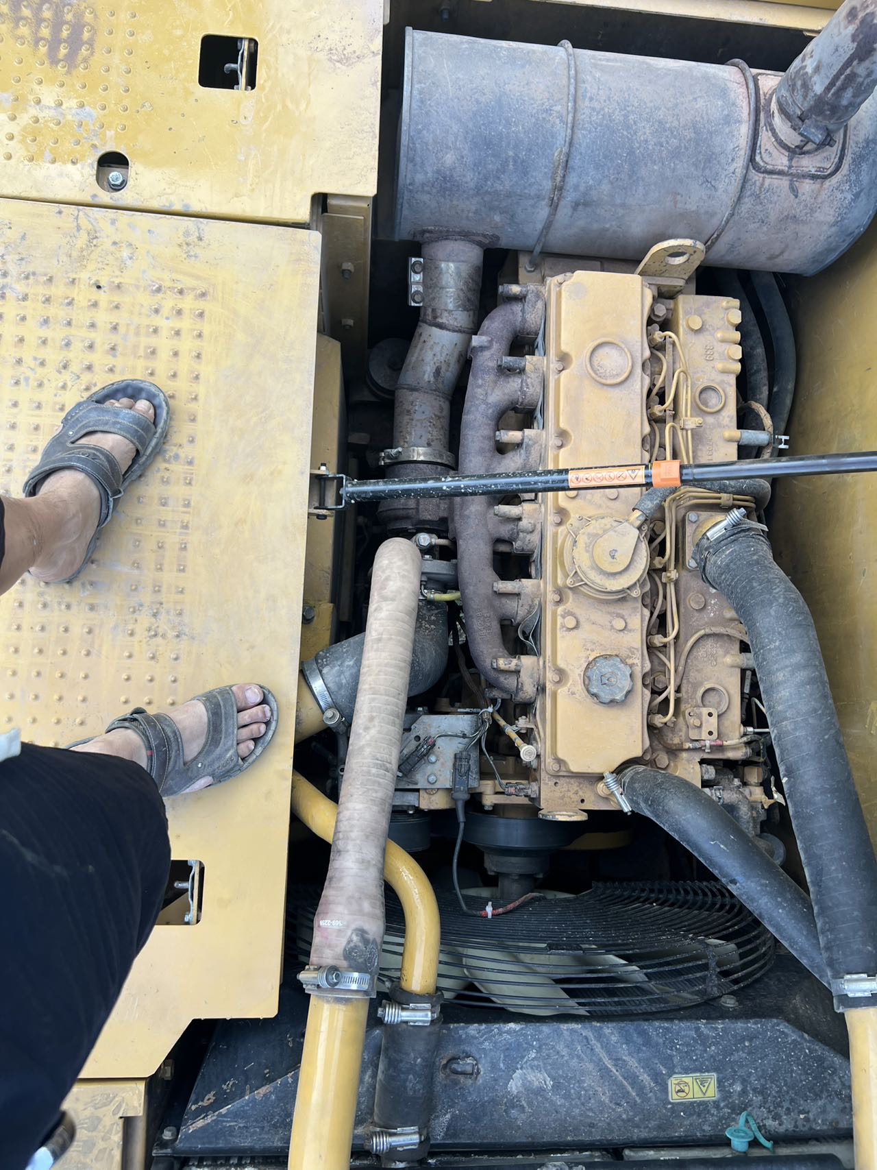 Buy Caterpillar 320C Used Excavator / 4
