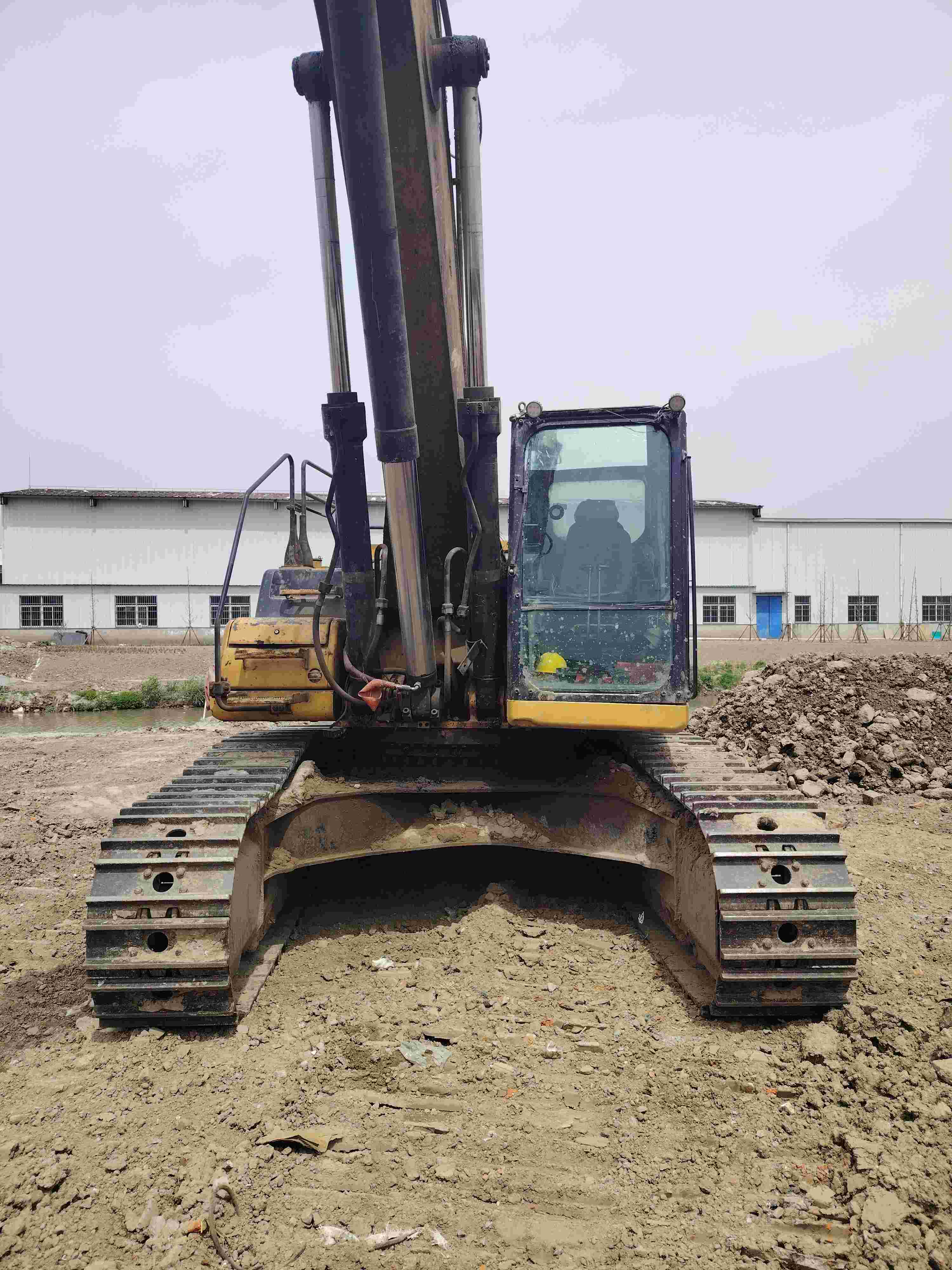 Buy Caterpillar 345D Used Excavator / 9