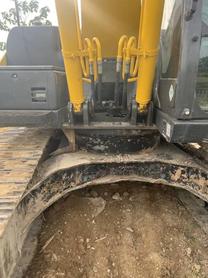 Buy Sumitomo 210A5 Used Excavator / 4 Buy Sumitomo 210A5 Used Excavator / 4