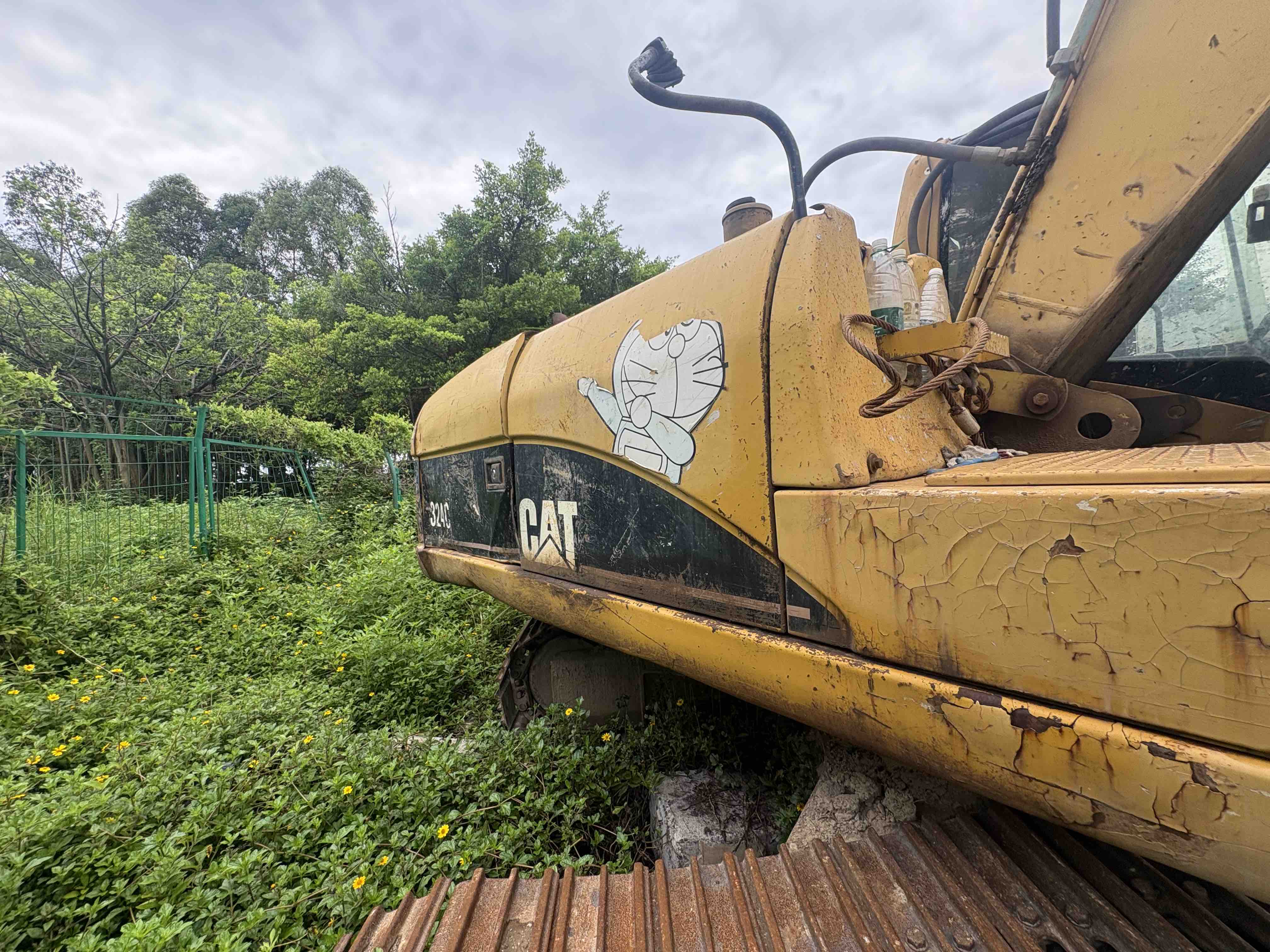 Buy Caterpillar 320C Used Excavator / 5