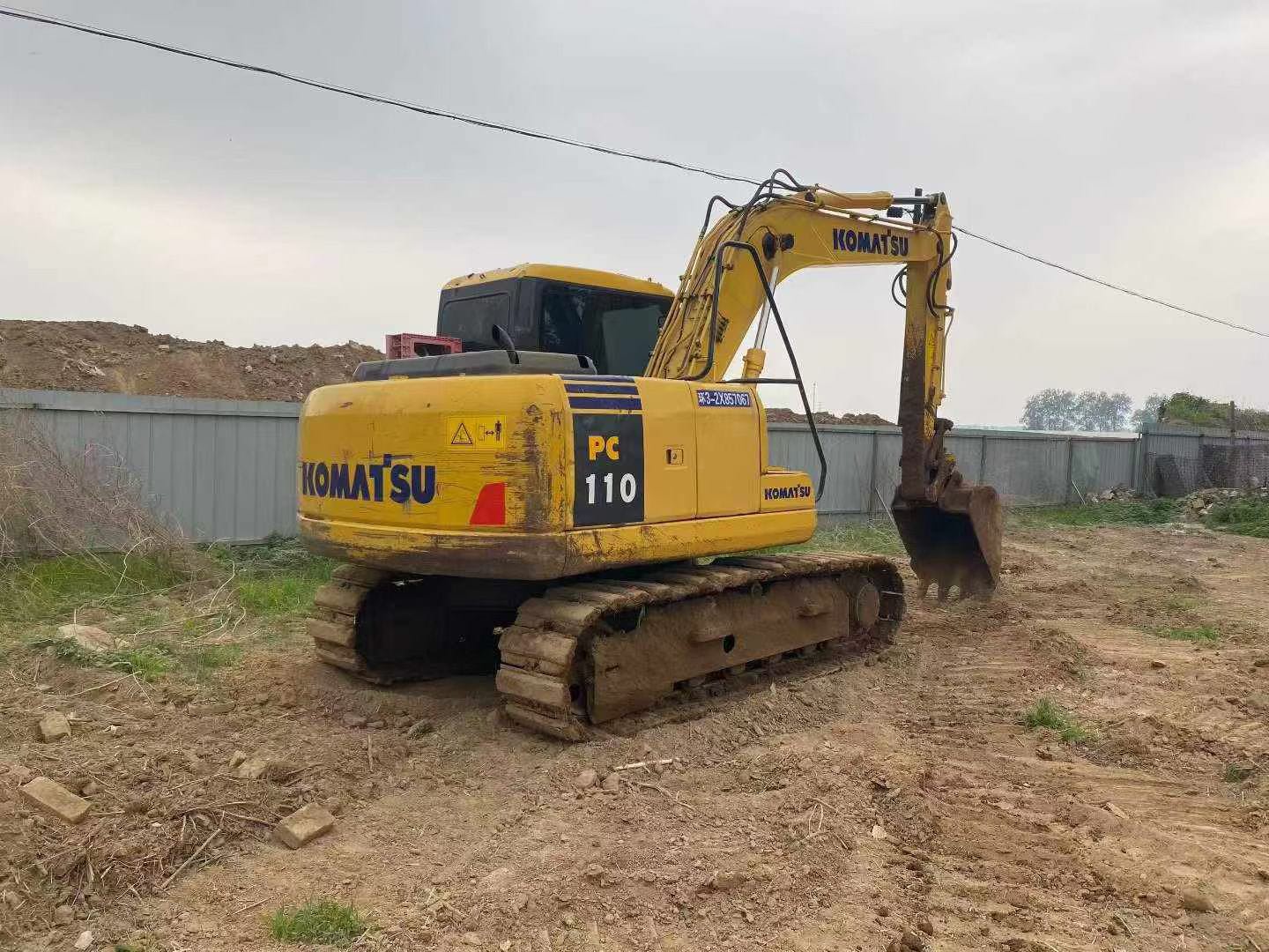 Buy Komatsu PC110-7 Used Excavator / 2