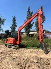 Buy Doosan DH60-7 Used Excavator / 3 Buy Doosan DH60-7 Used Excavator / 3