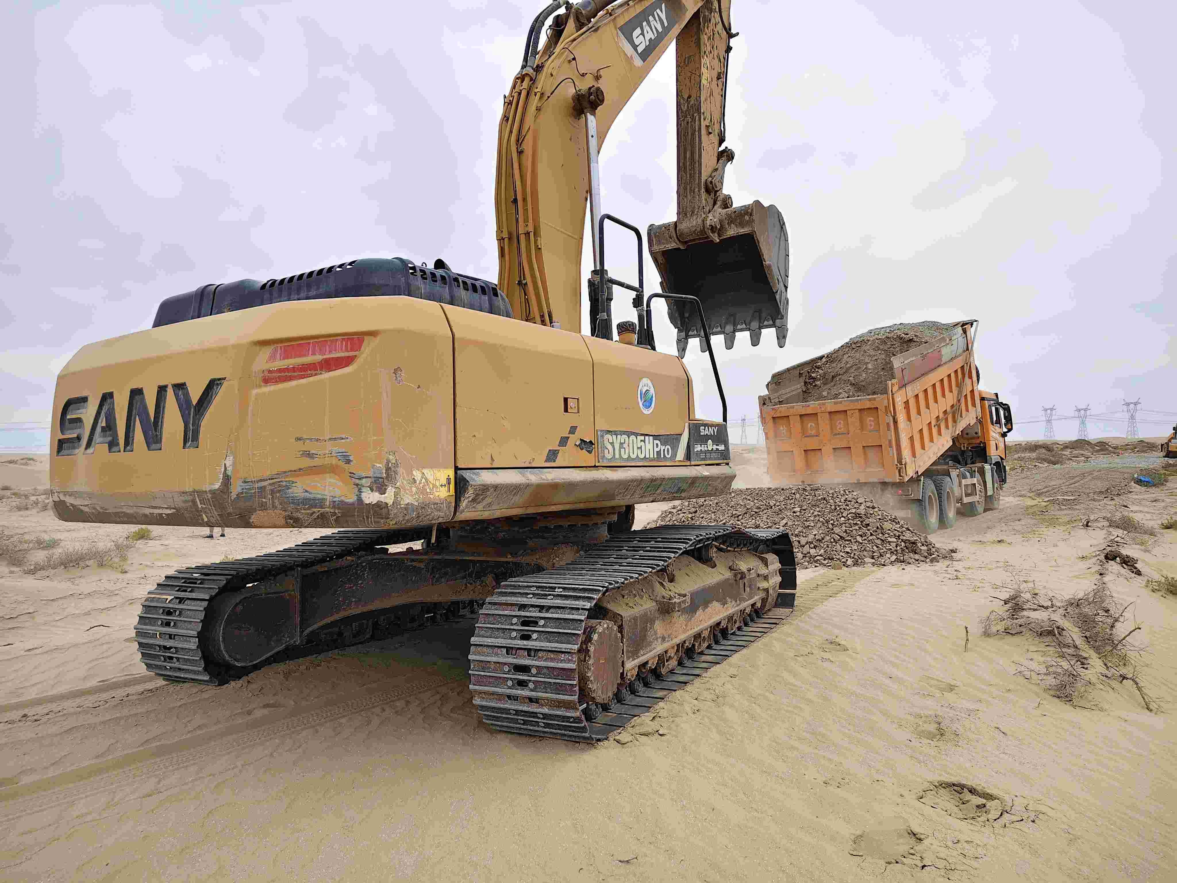 Buy Sany SY245H Used Excavator / 9
