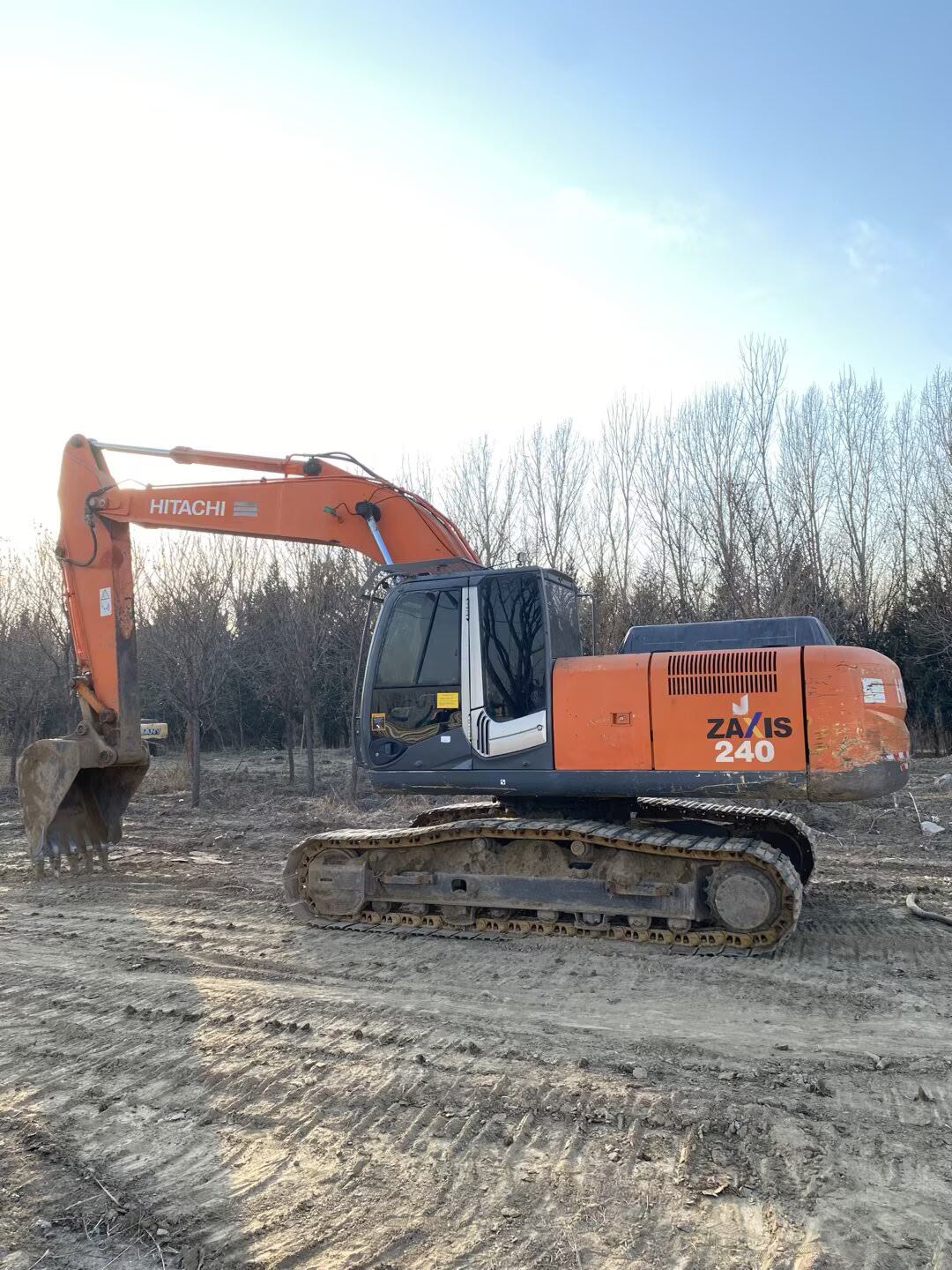Buy Hitachi ZX240-3G Used Excavator / 9