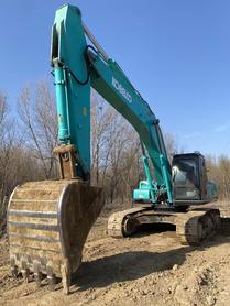 Buy Kobelco 380D-8 Used Excavator / 3 Buy Kobelco 380D-8 Used Excavator / 3