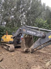 Buy Volvo EC380D Used Excavator / 2 Buy Volvo EC380D Used Excavator / 2