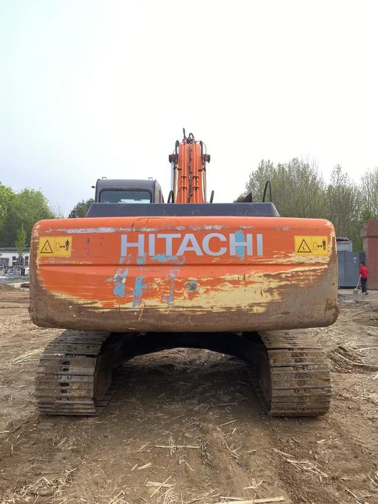 Buy Hitachi ZX240-3G Used Excavator / 1