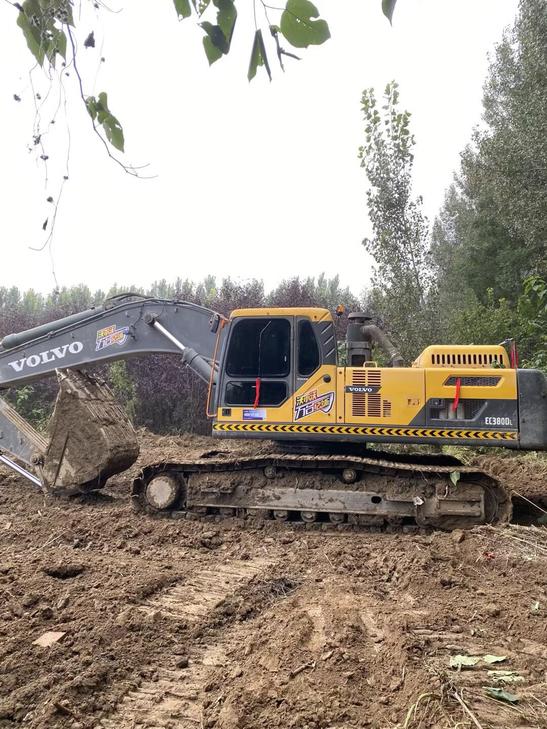 Buy Volvo EC380D Used Excavator / 1