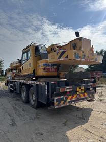 Buy XCMG QY25K5A Used Crane / 4 Buy XCMG QY25K5A Used Crane / 4