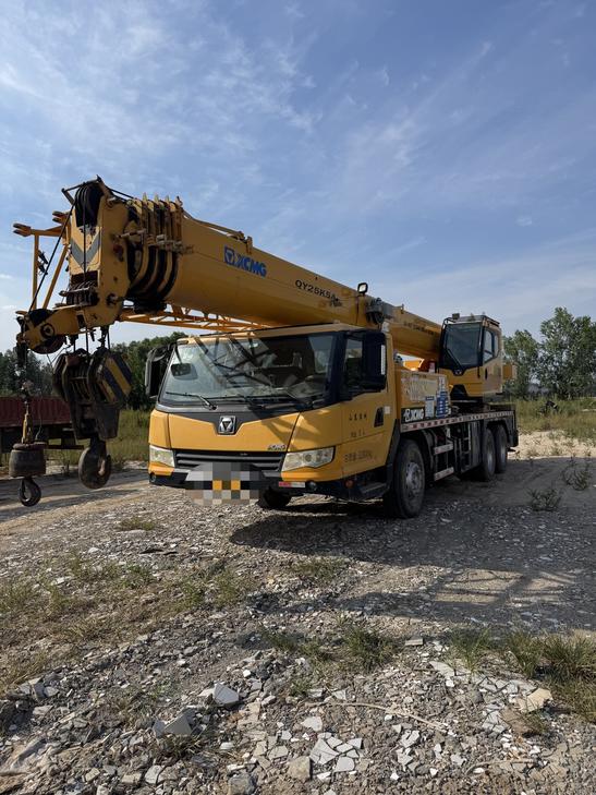 Buy XCMG QY25K5A Used Crane / 1