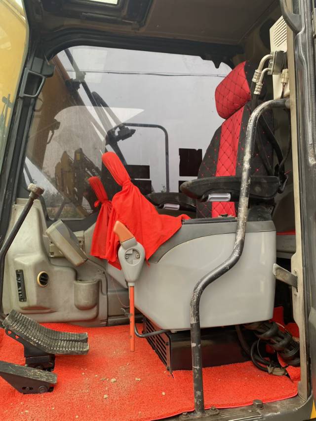 Buy XCMG XE150WD Used Excavator / 3