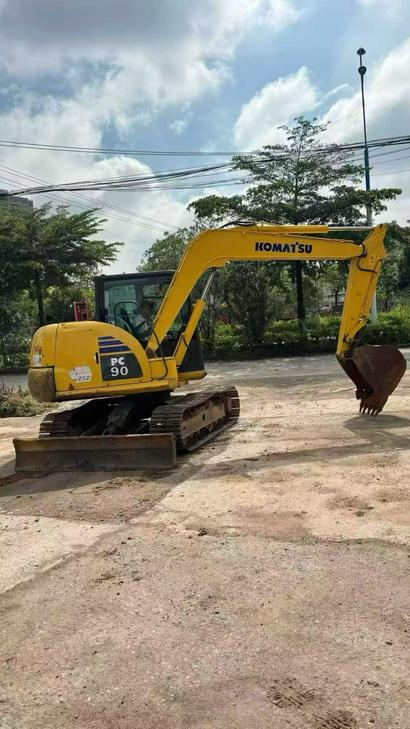 Buy Komatsu PC70-8 Used Excavator / 1