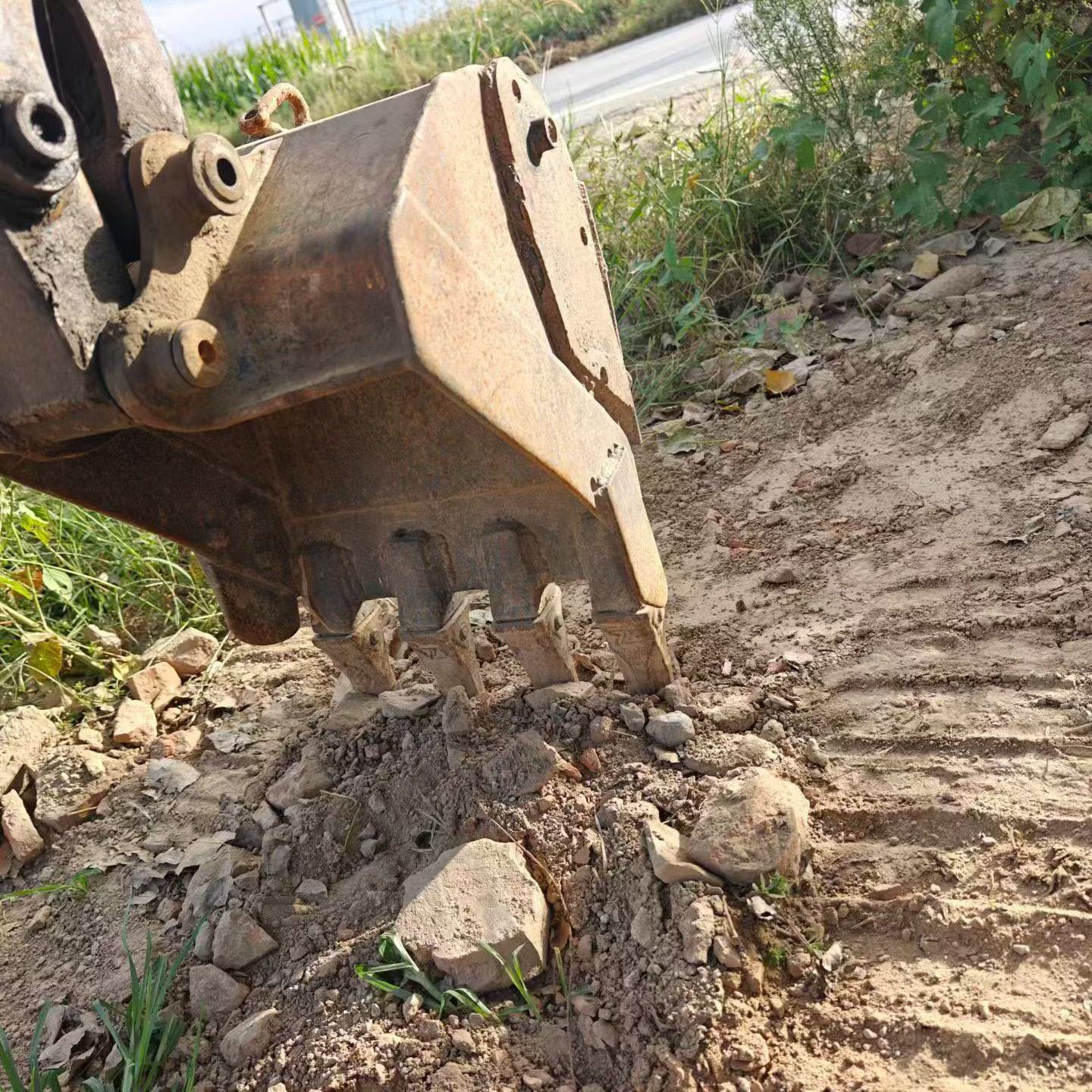 Buy XCMG XE15U Used Excavator / 8