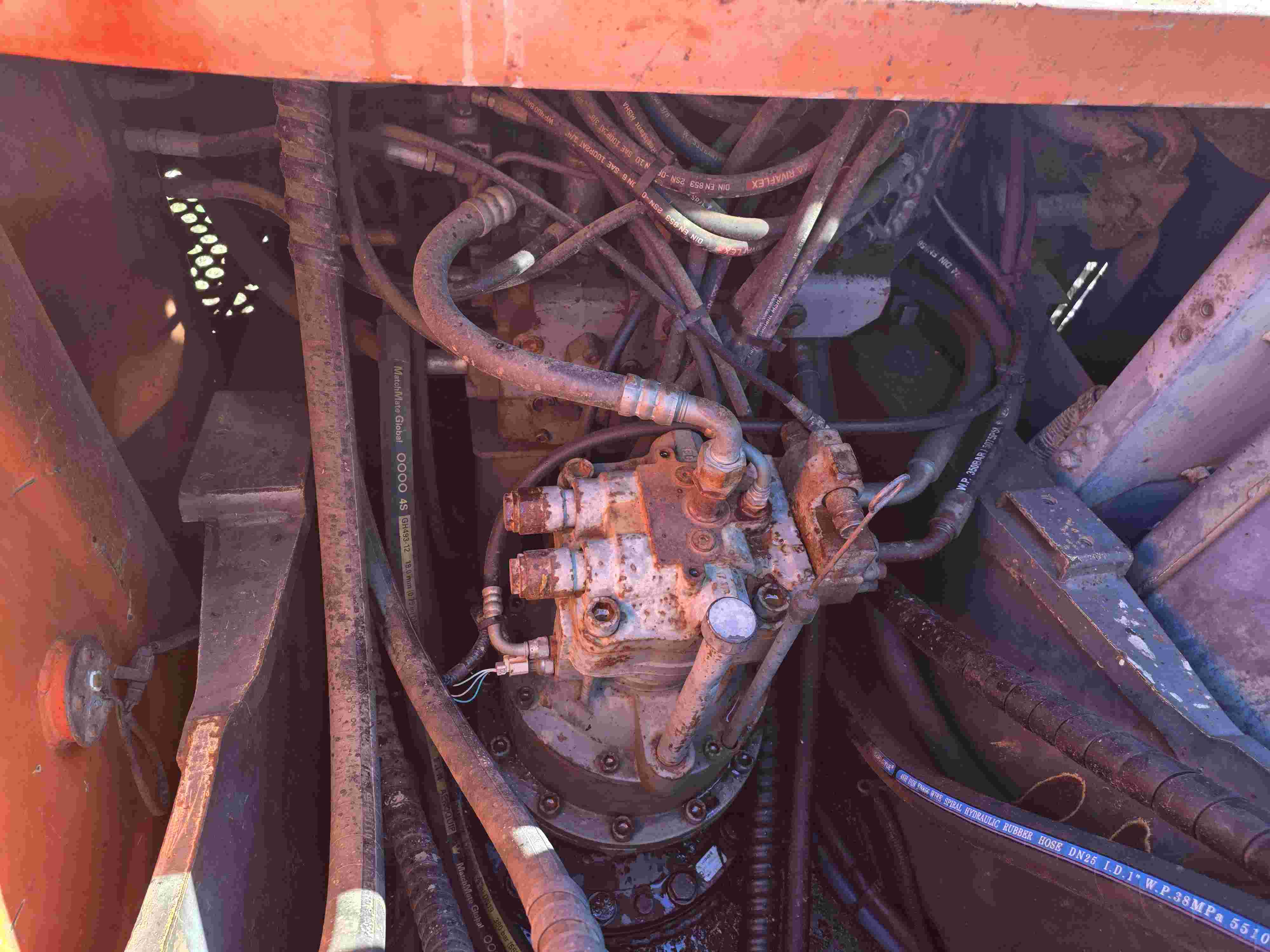 Buy Hitachi ZX210LCH Used Excavator / 5