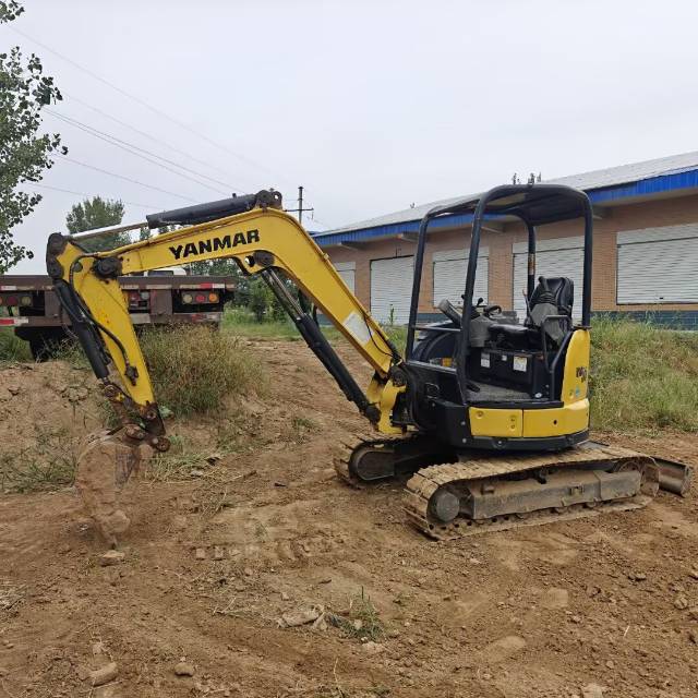 Buy Yanmar 6T Used Excavator / 1