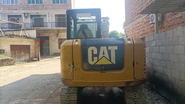 Buy Caterpillar CAT305.5E2 Used Excavator / 1