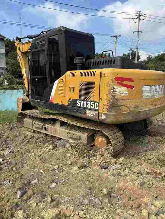 Buy Sany C135-10 Used Excavator / 1
