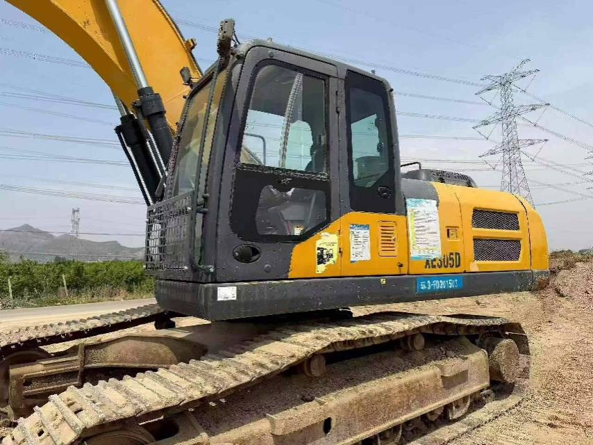 Buy XCMG XE370 Used Excavator / 3