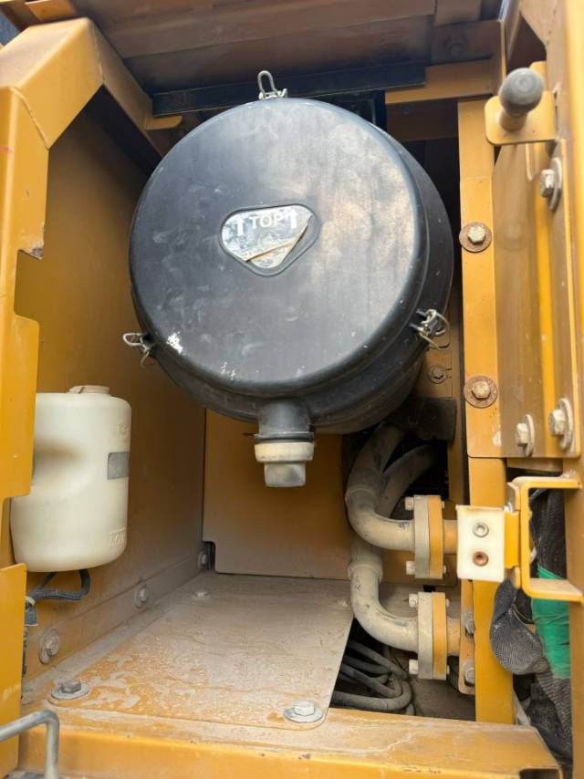 Buy Sany SY245H Used Excavator / 4