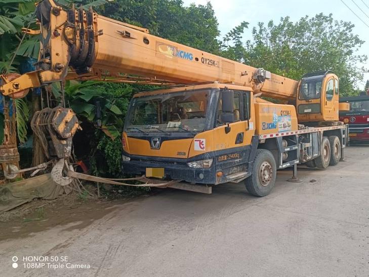 Buy XCMG QY25K-II Used Crane / 1