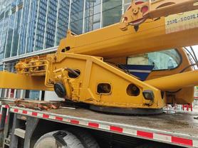 Buy XCMG QY20G Used Crane / 7 Buy XCMG QY20G Used Crane / 7