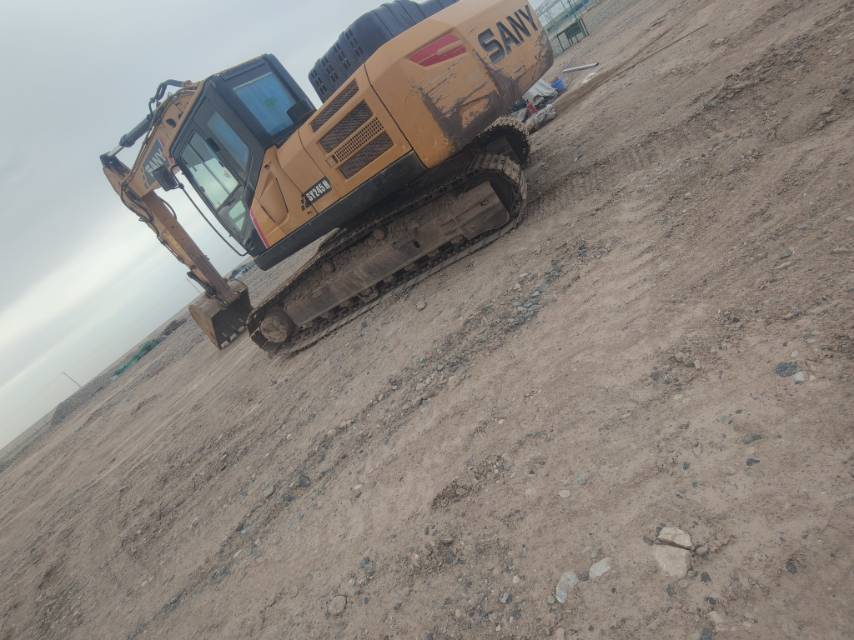 Buy Sany 215 Used Excavator / 2