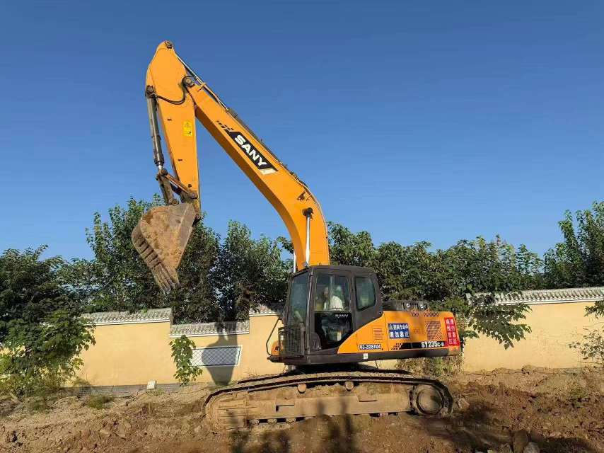 Buy Sany SY235C Used Excavator / 4