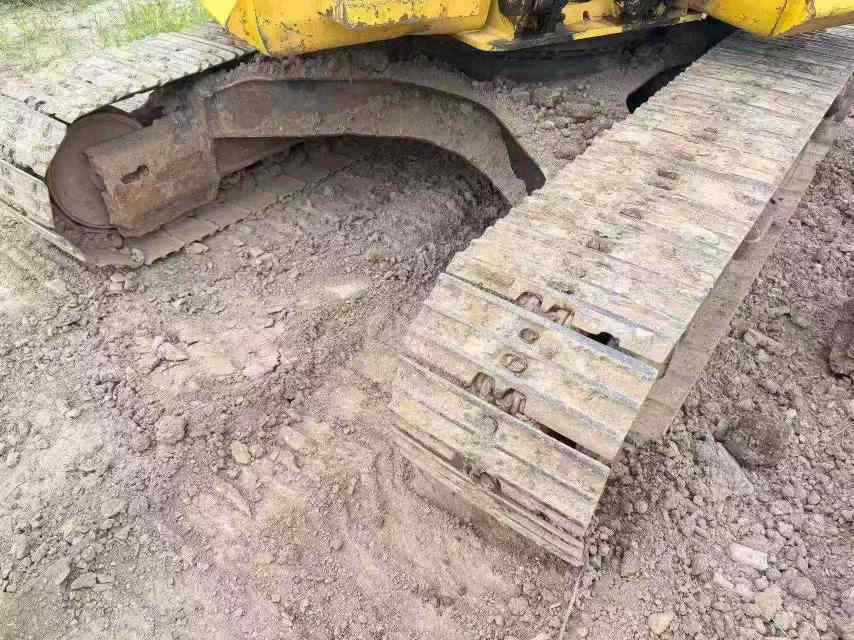 Buy Komatsu PC130 Used Excavator / 9