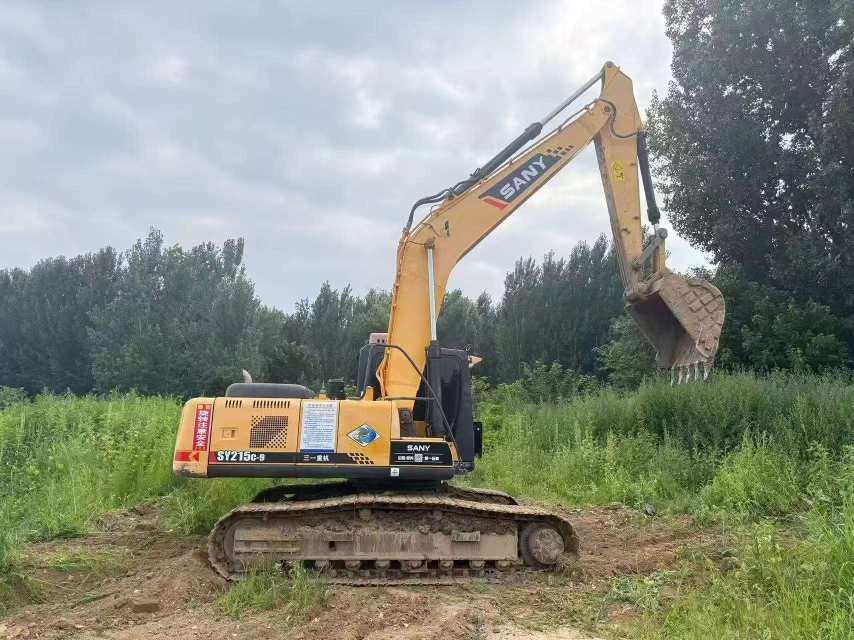 Buy Sany SY215C Used Excavator / 3