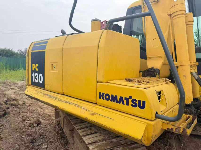 Buy Komatsu PC130 Used Excavator / 7