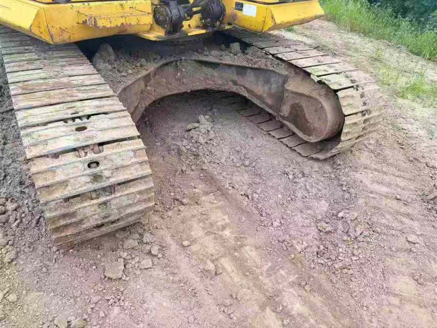 Buy Komatsu PC130 Used Excavator / 8