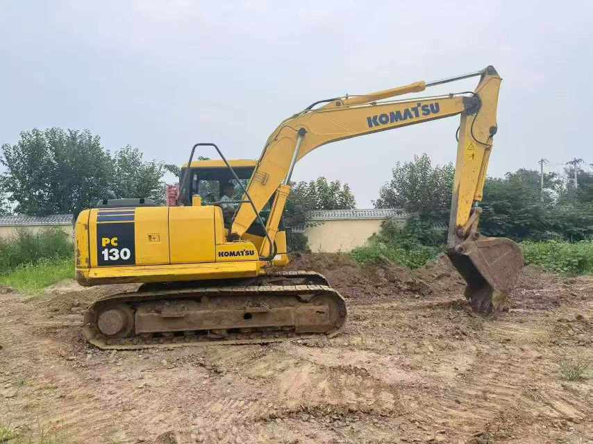 Buy Komatsu PC130 Used Excavator / 2