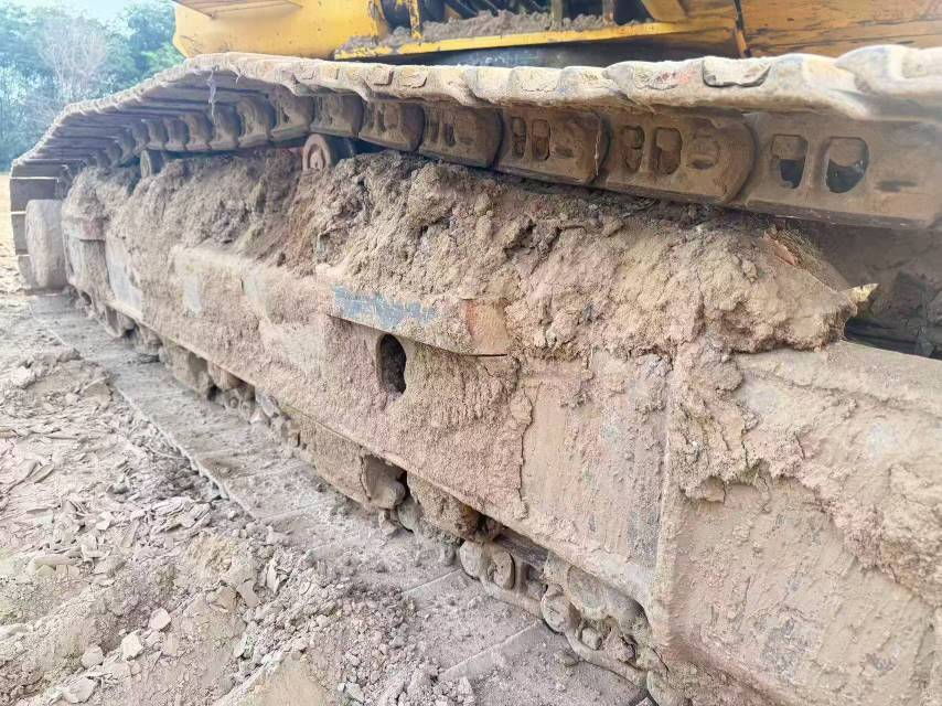 Buy Komatsu PC240LC-7 Used Excavator / 7