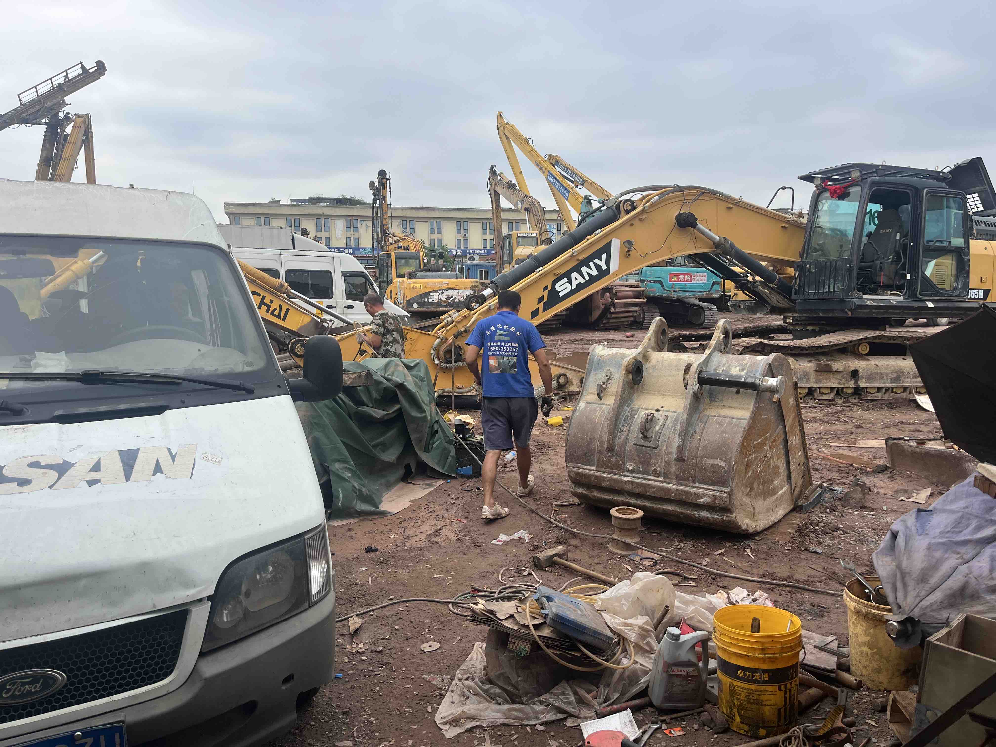 Buy Sany 365LC-8 Used Excavator / 2