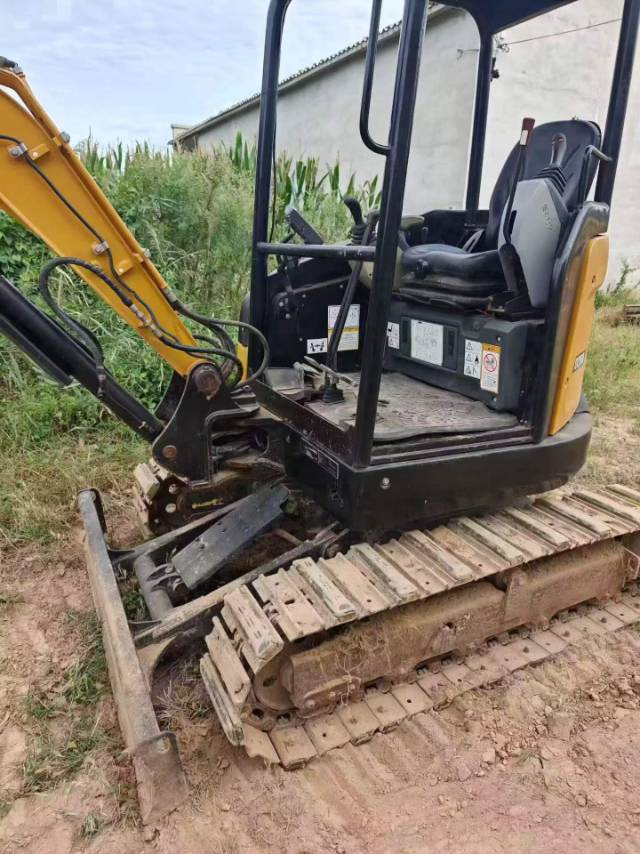 Buy Sany SY26U Used Excavator / 2