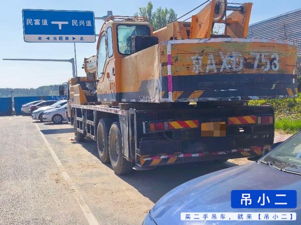 Buy XCMG QY20G Used Crane / 2