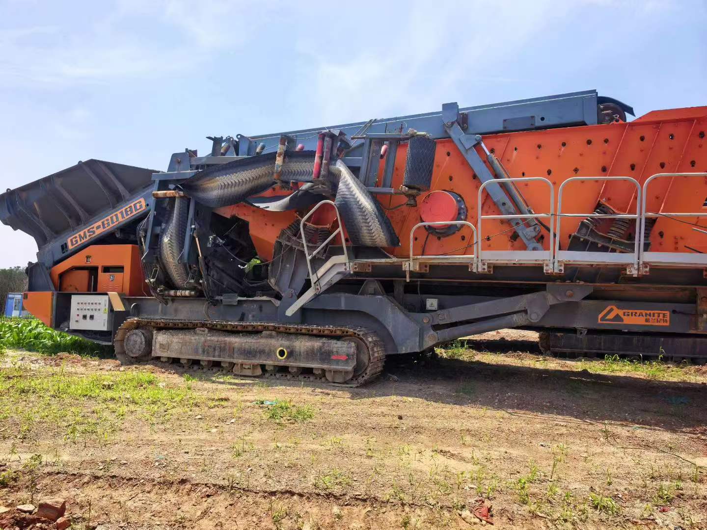 Buy Metso Outotec HP600 Used Crusher / 4