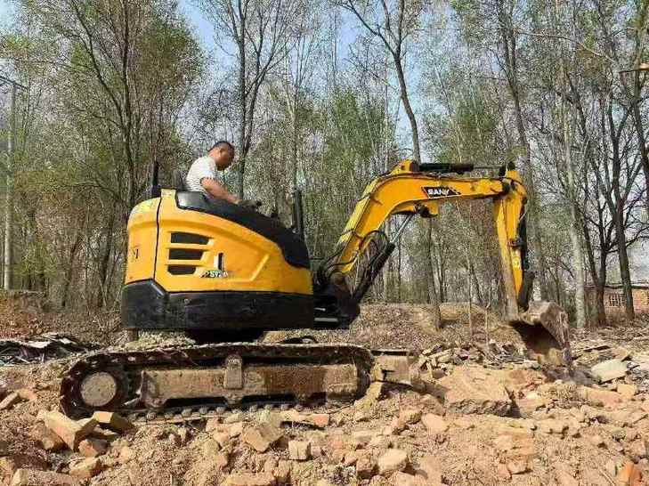 Buy Sany SY26U Used Excavator / 1