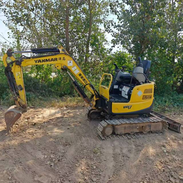 Buy Yanmar Vio17 Used Excavator / 1