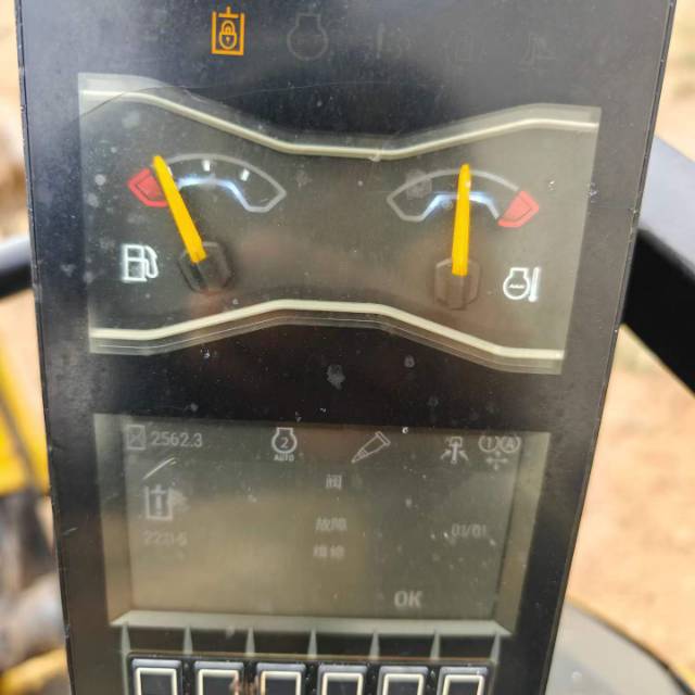 Buy Caterpillar 301.5CR Used Excavator / 4
