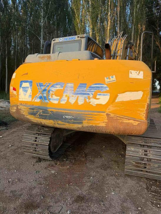 Buy XCMG 150D Used Excavator / 1