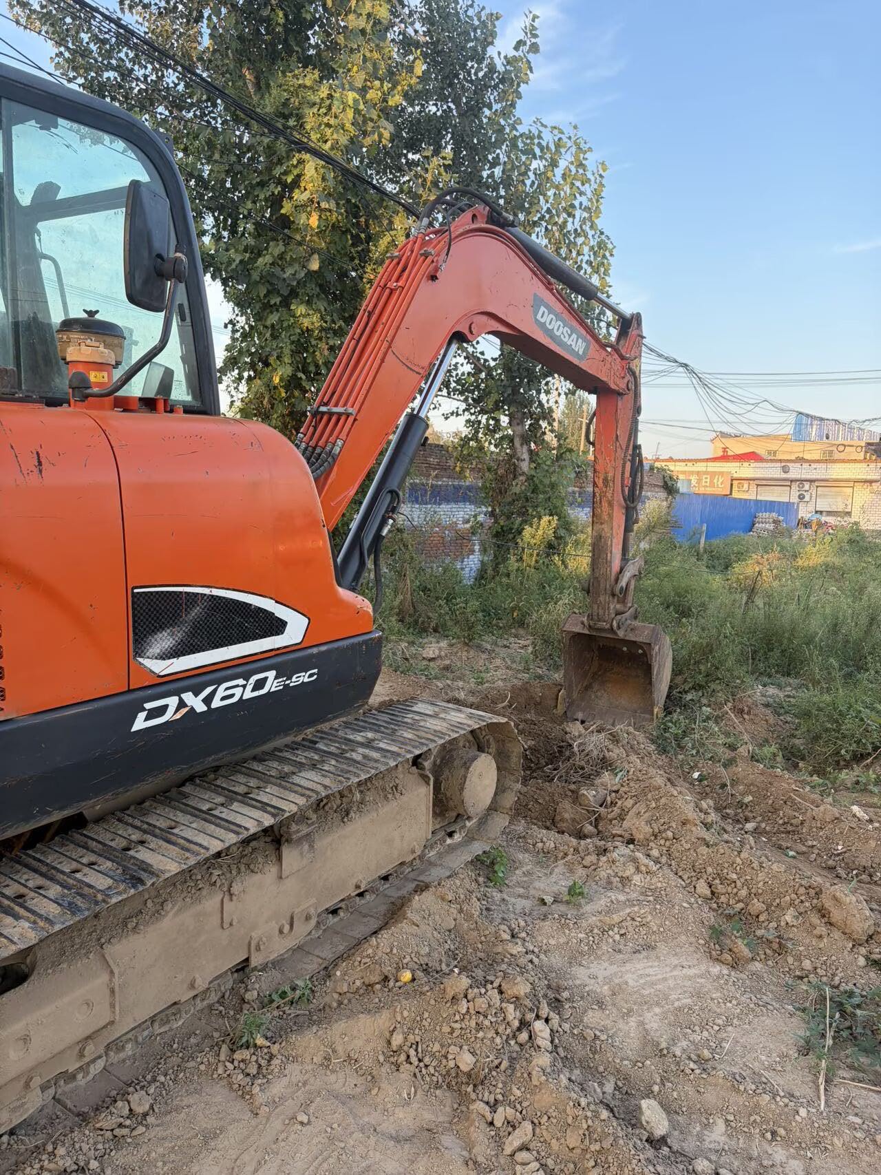 Buy Doosan 60-7 Used Excavator / 4